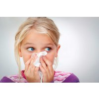 Аллергический насморк у ребенка: как распознать