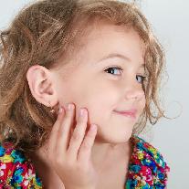 Народные средства от боли в ухе для ребенка