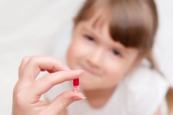 Нужно ли давать детям пробиотики? Как выбрать?
