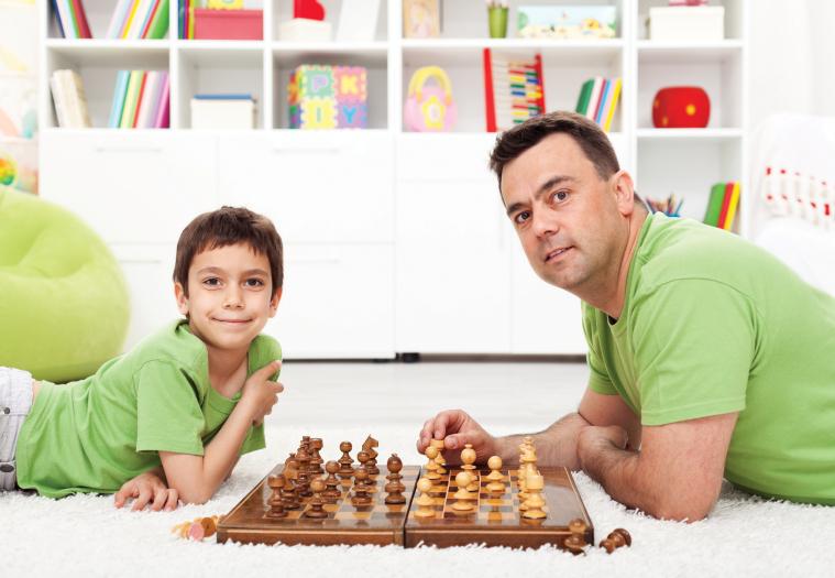 Отец и сын: совместные игры и увлечения