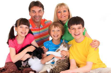 Семья с домашними животными