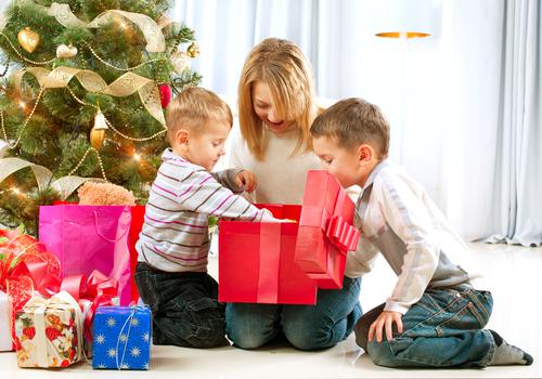 Как узнать, какой подарок ребенок хочет на Новый год
