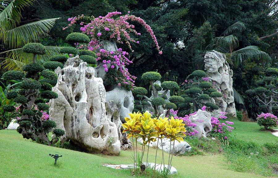 Stone park. Сад миллионолетних камней Паттайя. Парк миллионолетних камней (the million years Stone Park). Парк миллионолетних камней в Паттайе. Сад камней Тайланд.