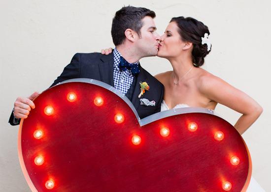 Как организовать свадьбу в стиле «Love is»
