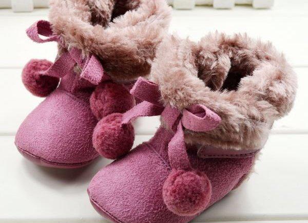 Как выбрать первую зимнюю обувь для ребенка