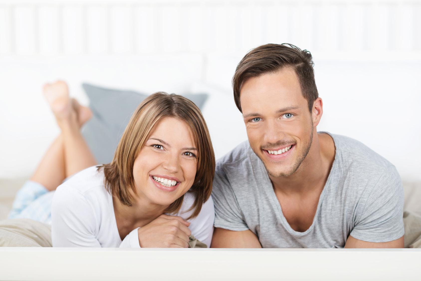 Видео супруги занимаются. Фото для сайта муж с женой. Couple Happy faces.