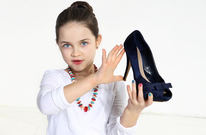 Школьная обувь для девочек: основы правильного выбора