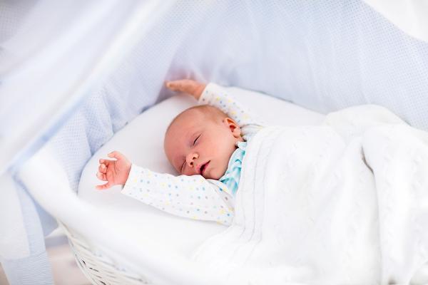 В чем спать новорожденному