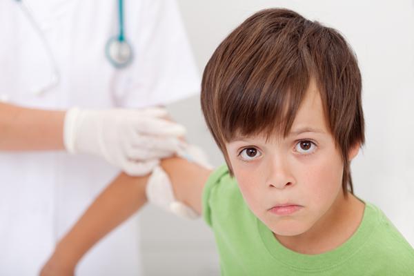 Детские прививки – обязанность или право выбора