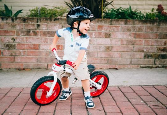 Как выбрать велошлем для ребенка