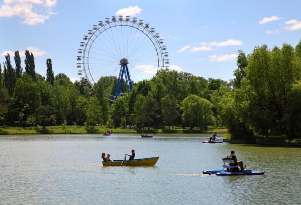 Пять лучших парков Москвы