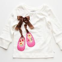 Аппликация на детской одежде «Балетные туфельки»