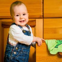 Как научить детей беречь одежду