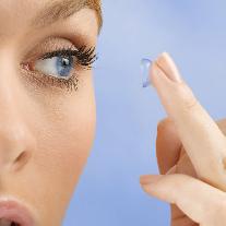 Косметика и контактные линзы
