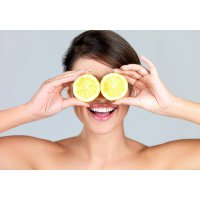 Отбеливание зубов лимоном: особенности процедуры