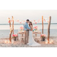 Свадебная фотосессия на берегу моря