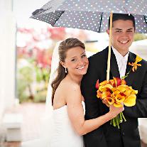 Свадьба в дождь: учимся радоваться непогоде!